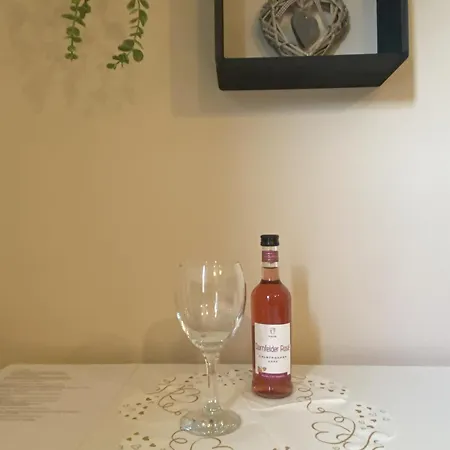Einzelzimmer Nr. 4 In *